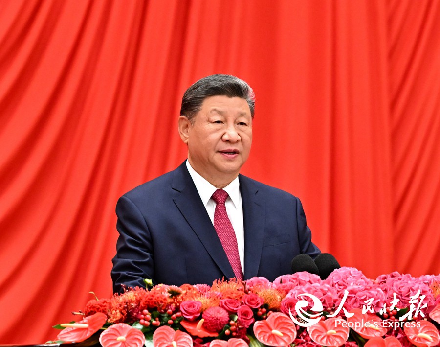 习近平等党和国家领导人出席庆祝中华人民共和国成立76周年招待会