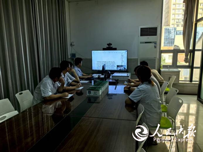 “隔空问诊”落地基层，“数字快车”驶···