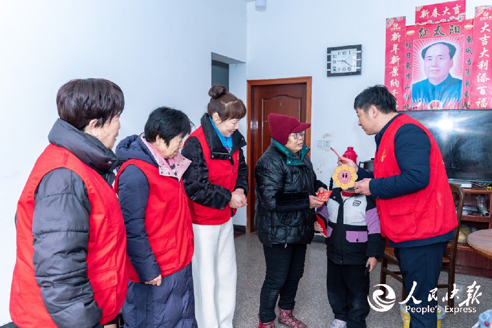 精准滴灌暖寒冬 多元帮扶绘温情——浙···