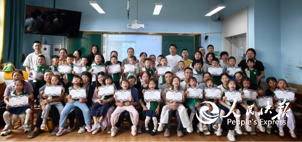 盛夏花开·见证成长——开江县城北幼儿···